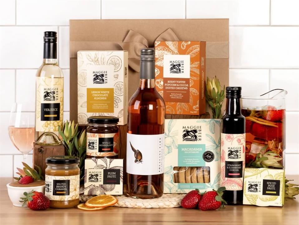 Maggie Beer Family Gatherings with Rosé Hamper Mamjo