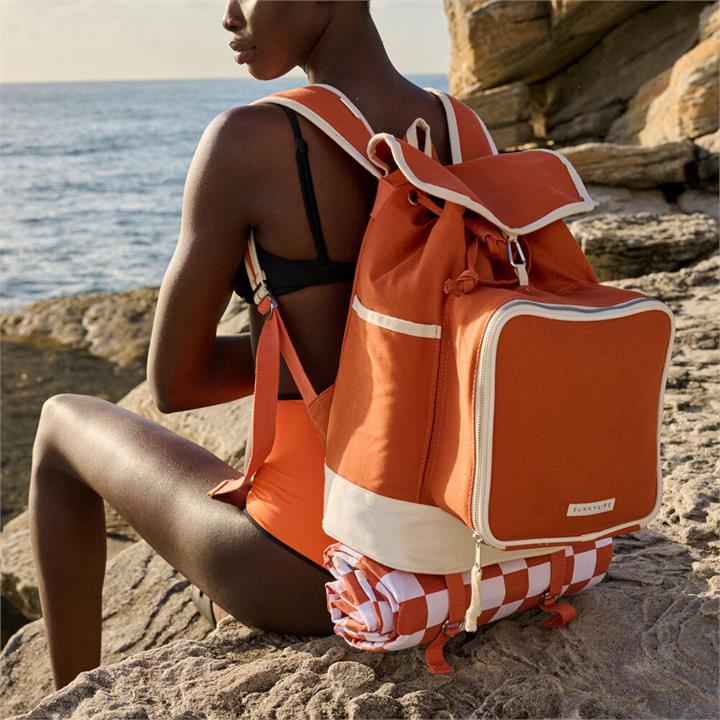 Sunnylife Picnic Backpack with Picnic Rug & Utensils Mamjo