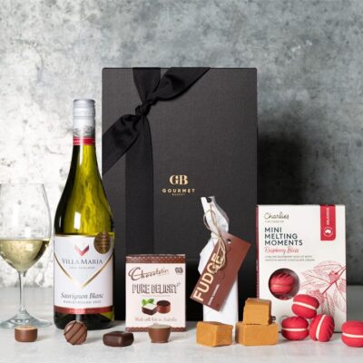 Sauvignon Blanc and Sweet Hamper