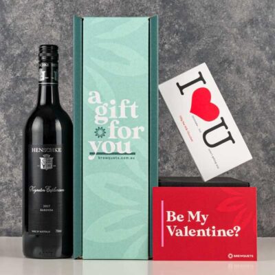Valentines Wine  Chocolate Hamper - Sauvignon Blanc