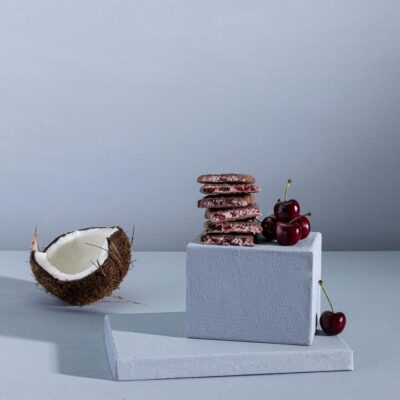 Koko Black Cherry Coconut Surprise 130g | Milk Chocolate